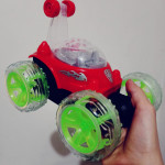 Carro Loco Neón a Control Remoto: Giros 360 con Luces y Sonido al por mayor