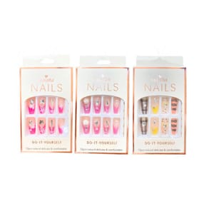 DZ. UÑA DECORADA EN CAJA CON APLIQUES LY-248