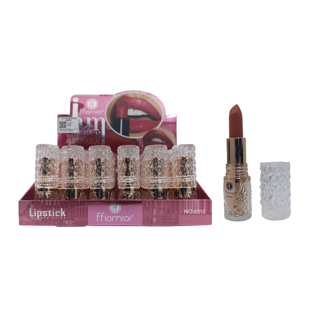 LABIAL EMPAQUE LUJOLIPSTICK 8212 (CJAX24)