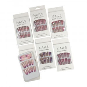 UÑAS POSTIZAS CON PIEDRITAS DECORADOS SURTIDOS X12PCS