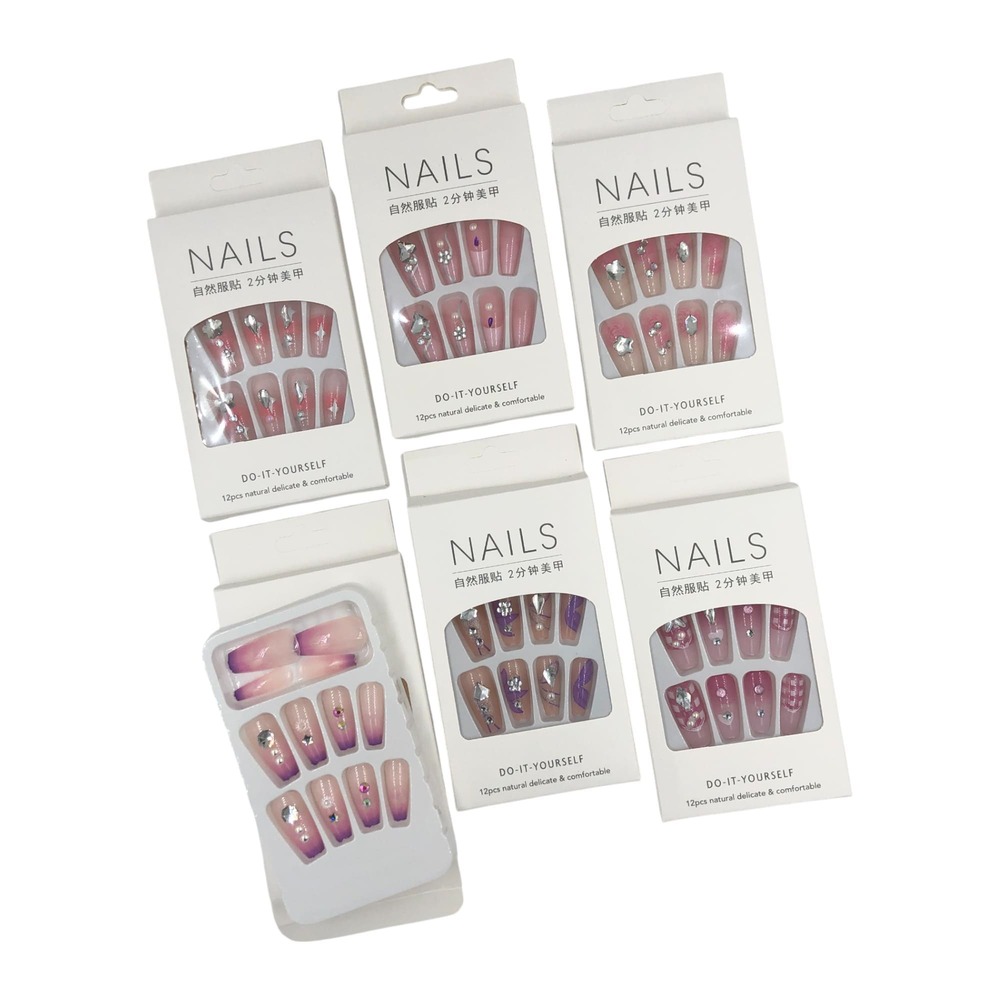 UÑAS POSTIZAS CON PIEDRITAS DECORADOS SURTIDOS X12PCS