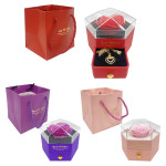 ROSA CON JOYAS EN CAJA DE LUJO: