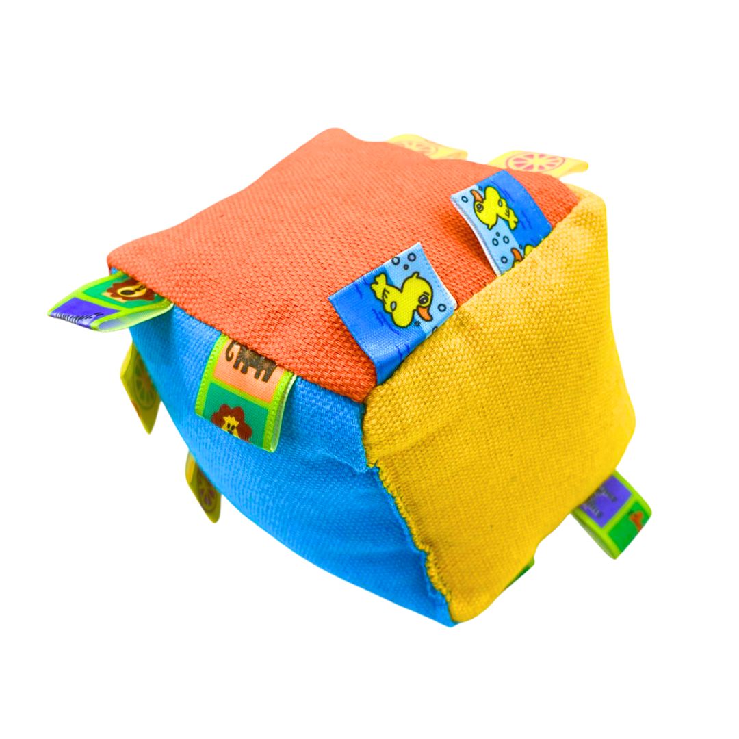 JUGUETE CUADRADO PELUCHE PARA MASCOTA RINPETS BMR-5436